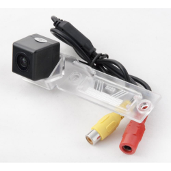 Камера заднього огляду iDial CCD-101 VW Touran, Passat 07.2008, Sagita Фото Камера заднього огляду iDial CCD-101 VW Touran, Passat 07.2008, Sagita