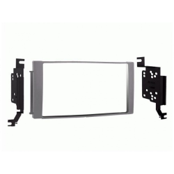 Рамка перехідна Metra 95-7325S Hyundai Santa Fe(2-din) silver Фото Рамка перехідна Metra 95-7325S Hyundai Santa Fe(2-din) silver