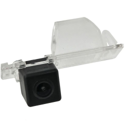 Камера заднього огляду Incar VDC-108 Chevrolet Aveo T300, Camaro, Cruze 5D, Cruze Universal, Tracker Фото Камера заднього огляду Incar VDC-108 Chevrolet Aveo T300, Camaro, Cruze 5D, Cruze Universal, Tracker